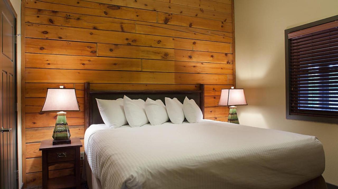 Bluegreen Vacations Christmas Mountain Village, An Ascend Resort Wisconsin Dells Exterior foto