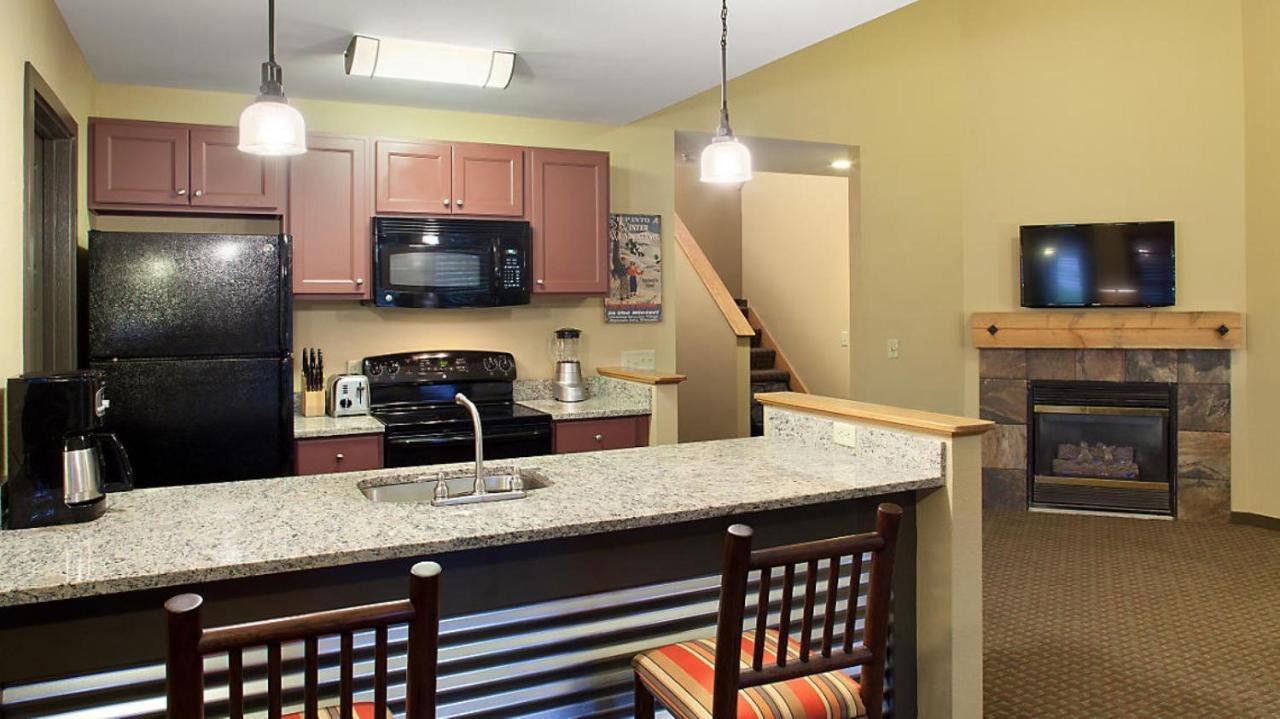Bluegreen Vacations Christmas Mountain Village, An Ascend Resort Wisconsin Dells Exterior foto