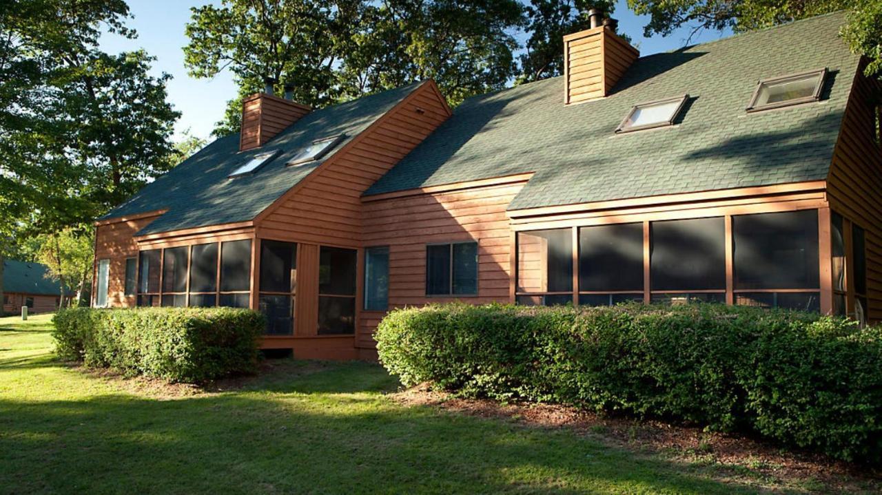 Bluegreen Vacations Christmas Mountain Village, An Ascend Resort Wisconsin Dells Exterior foto