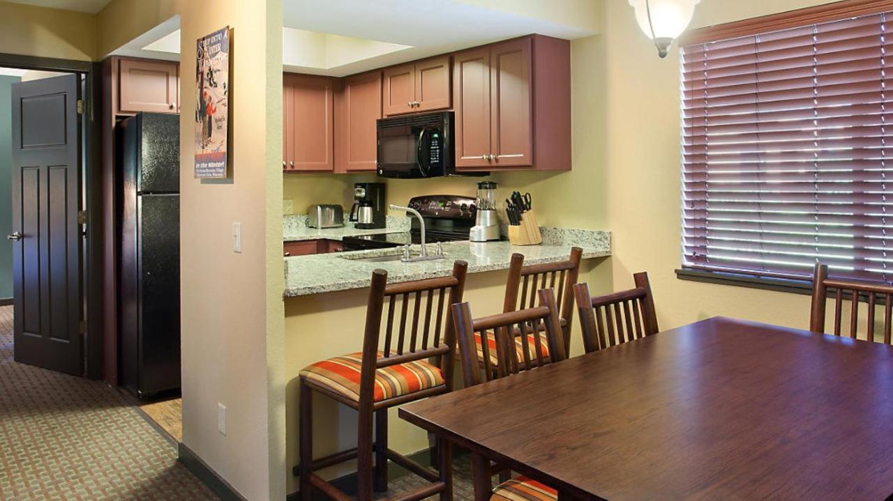 Bluegreen Vacations Christmas Mountain Village, An Ascend Resort Wisconsin Dells Exterior foto