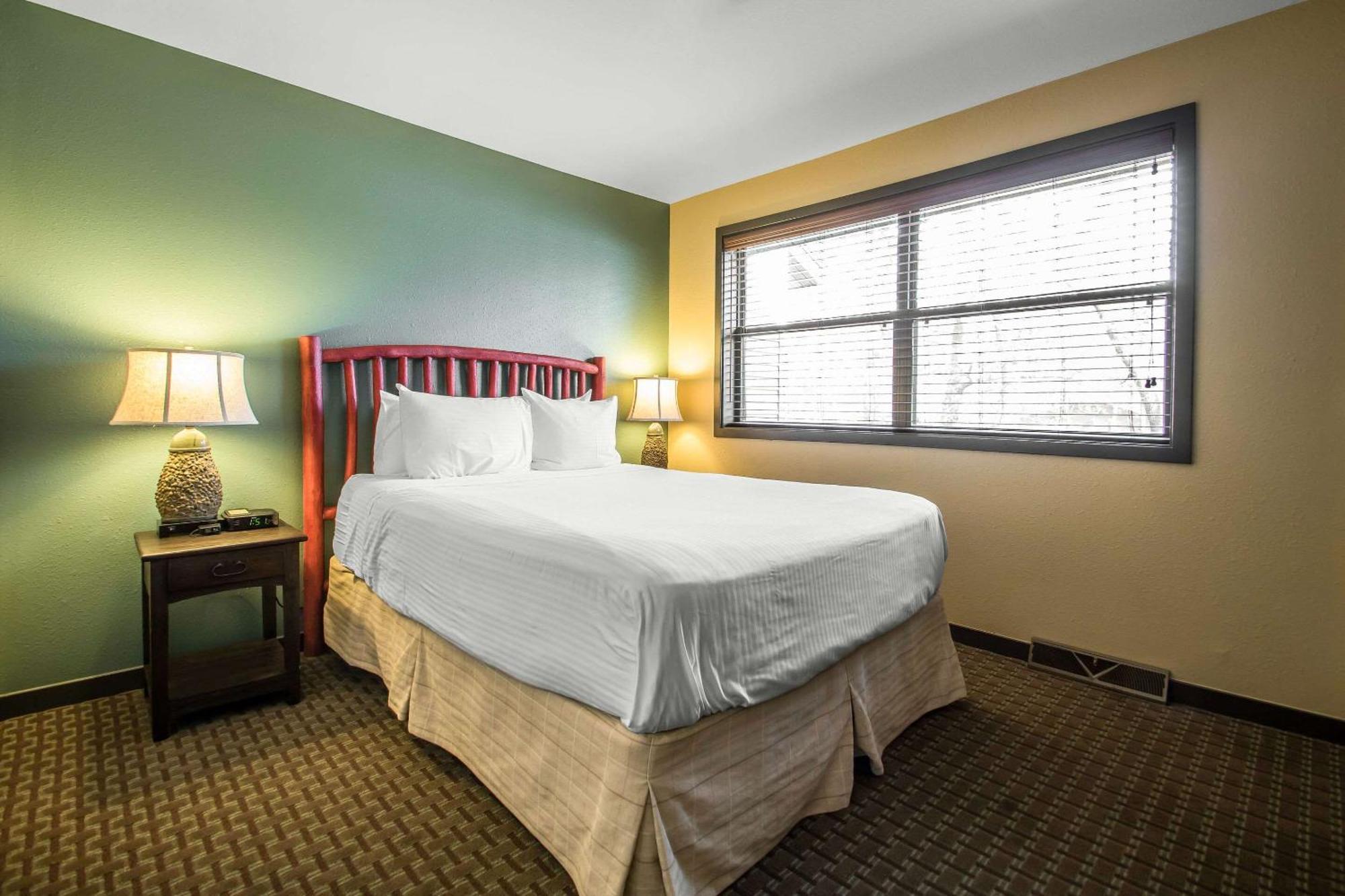 Bluegreen Vacations Christmas Mountain Village, An Ascend Resort Wisconsin Dells Exterior foto