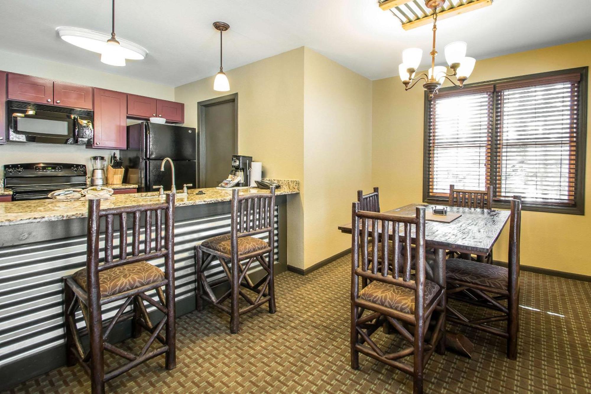 Bluegreen Vacations Christmas Mountain Village, An Ascend Resort Wisconsin Dells Exterior foto