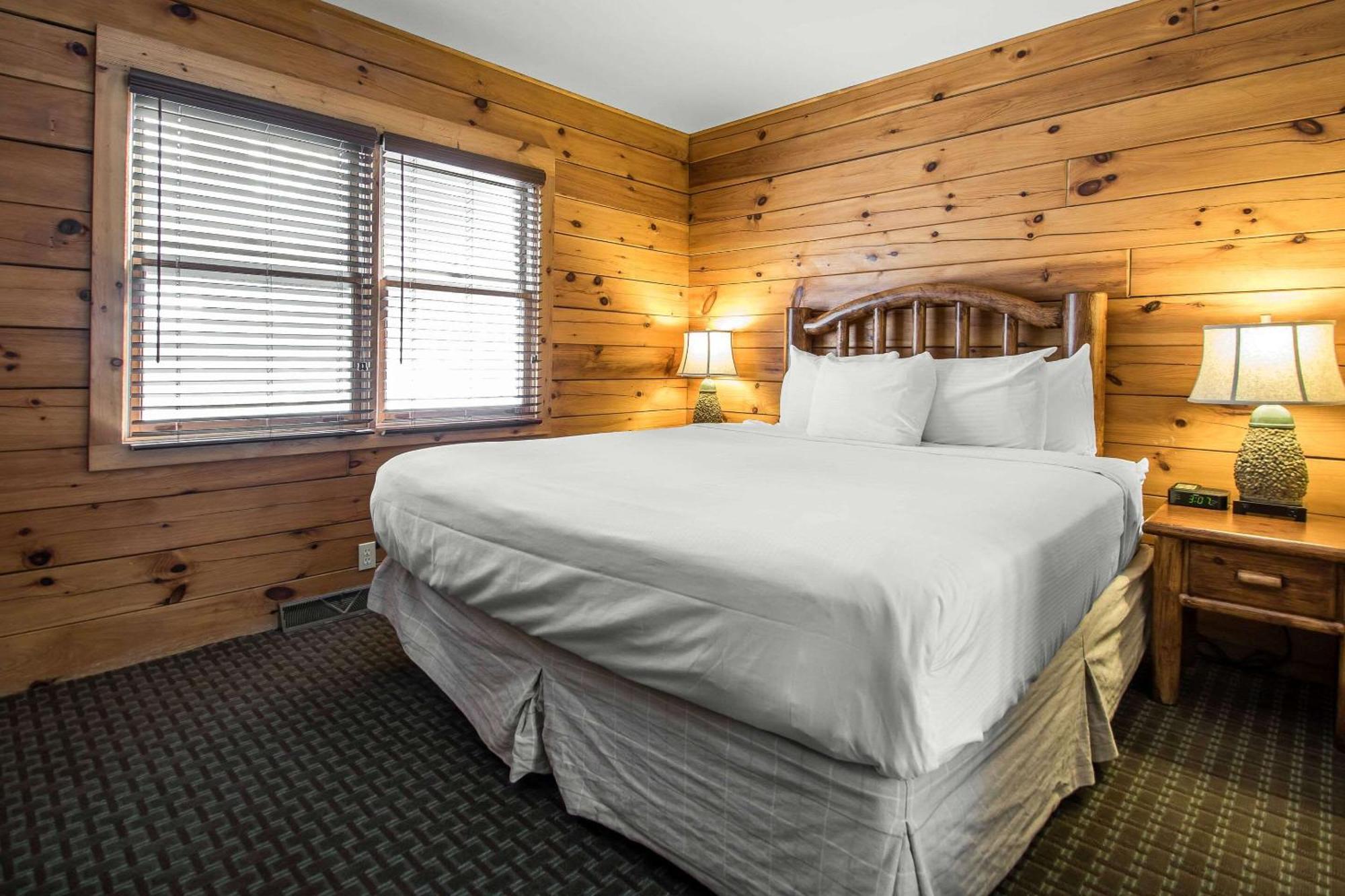 Bluegreen Vacations Christmas Mountain Village, An Ascend Resort Wisconsin Dells Exterior foto