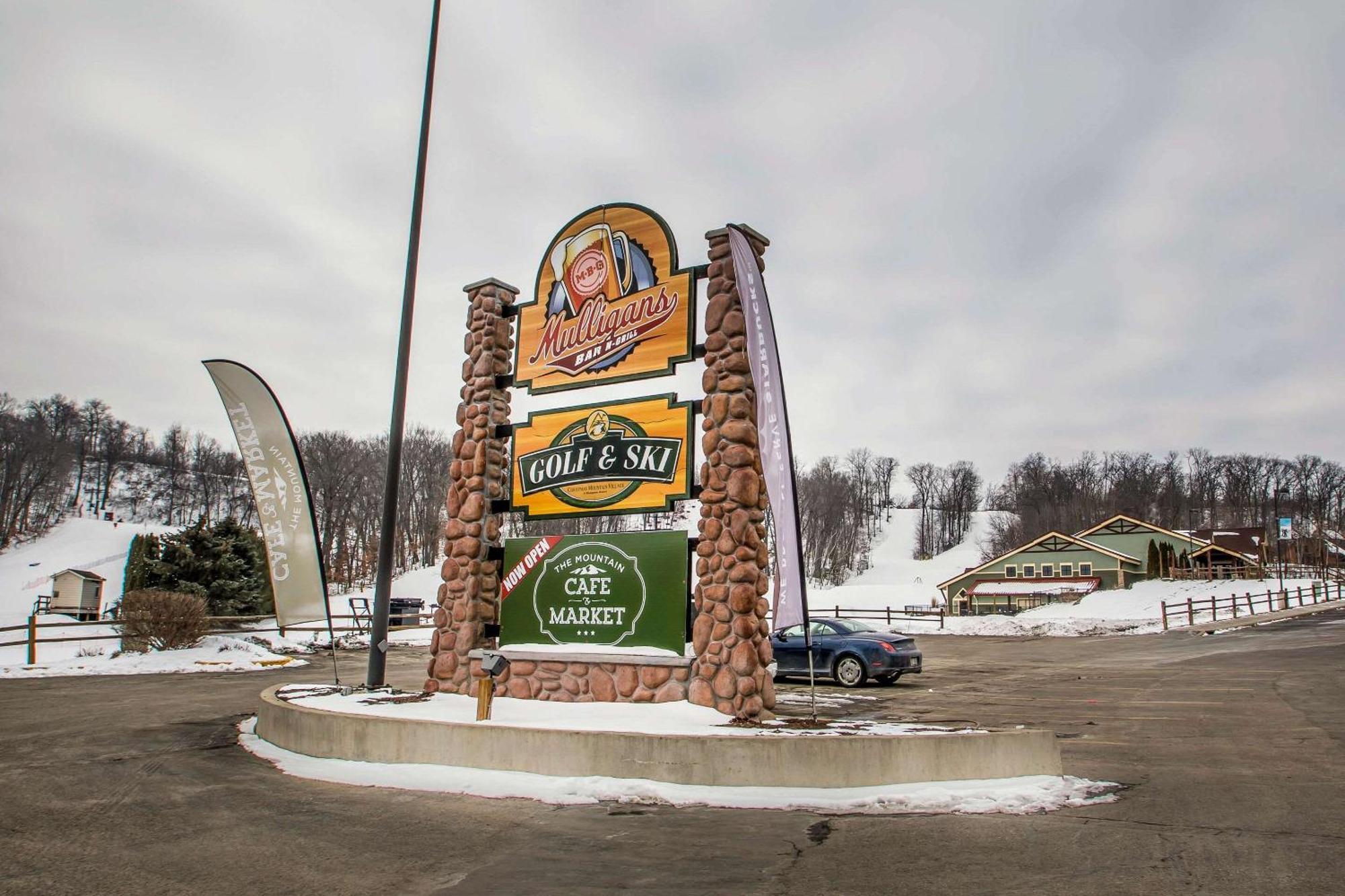 Bluegreen Vacations Christmas Mountain Village, An Ascend Resort Wisconsin Dells Exterior foto